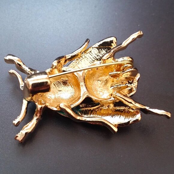 Bee Brooch Enamel Pin Stylish Colorful Glam Gold Trendy Bumble Honey Insect Fun - Picture 2 of 3